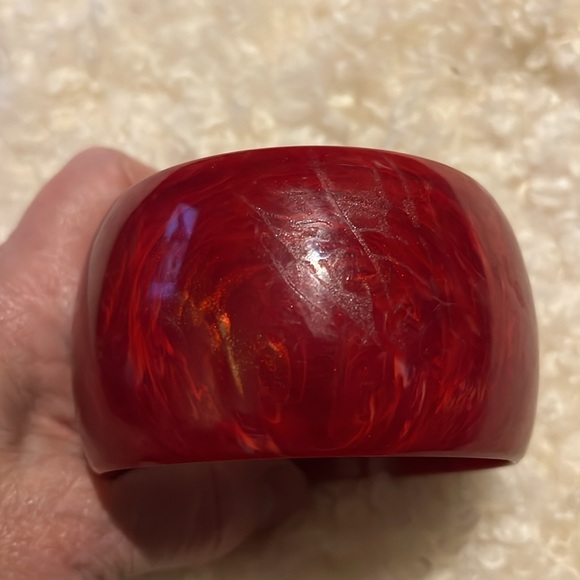 Vintage WIDE cuff bracelet RED - Picture 4 of 9